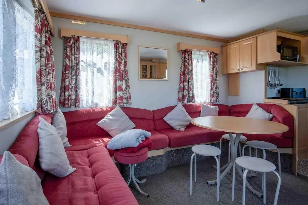 Hopkins Retreat - 3 Bedroom Caravan - Hot Tub