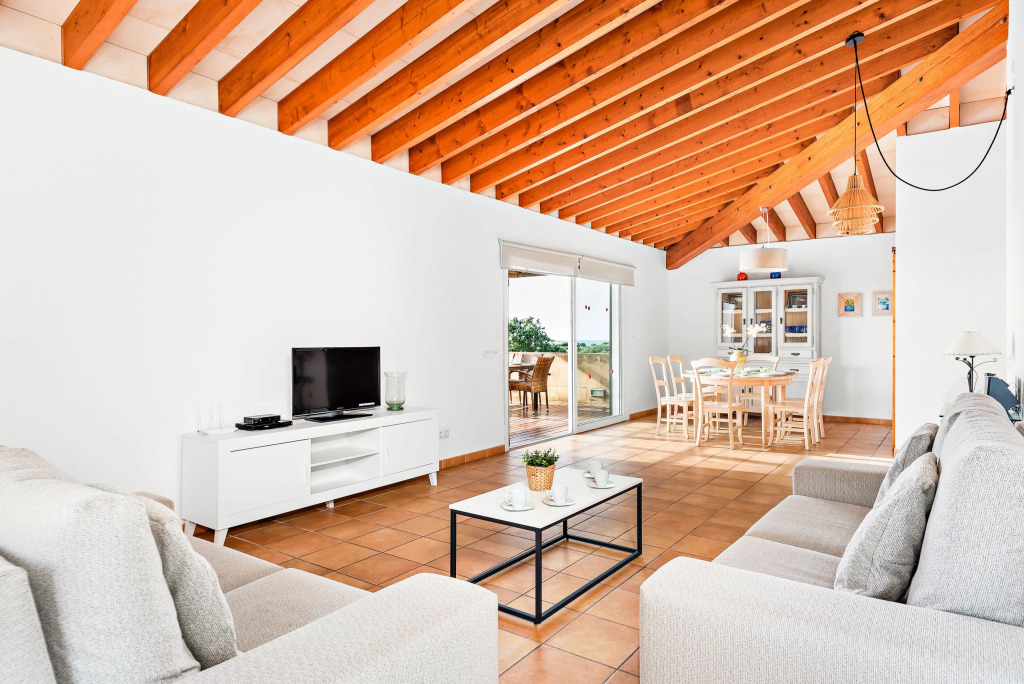 Villa Iris Torret by Escape Home
