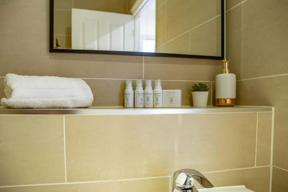 Charming Charing Cross Flat