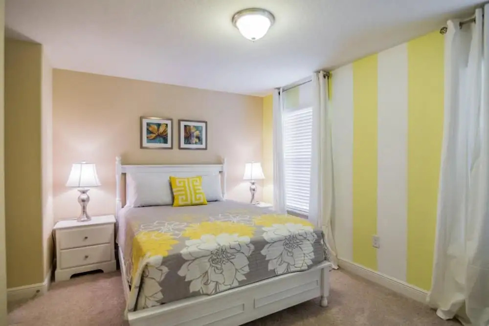 5 Bedroom Private Pool Home 15 Min to Disney World, Davenport