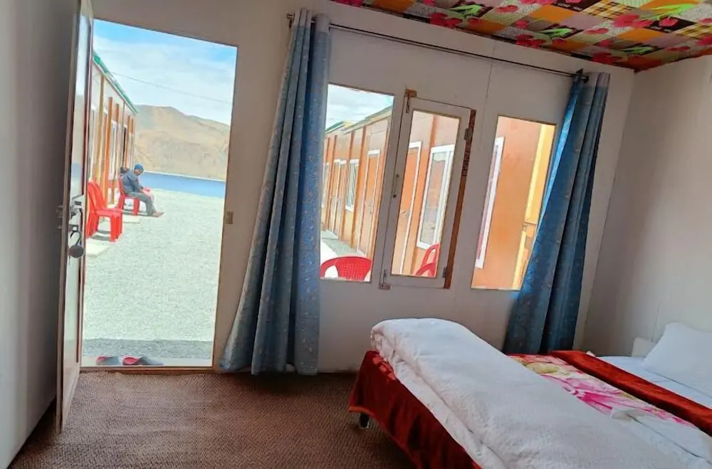 Blue Chill Cottage Pangong