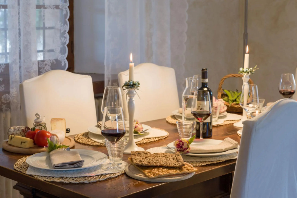 Beautiful villa with private pool immersed in the Tuscan countryside-Capanna al Lago