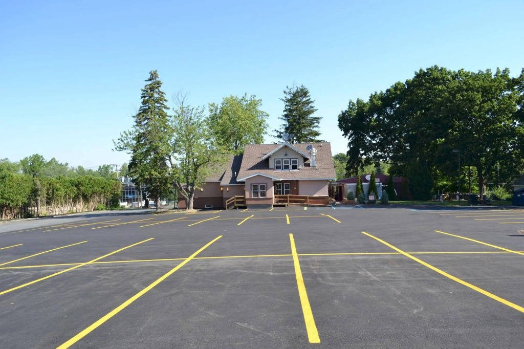 Latham Inn
