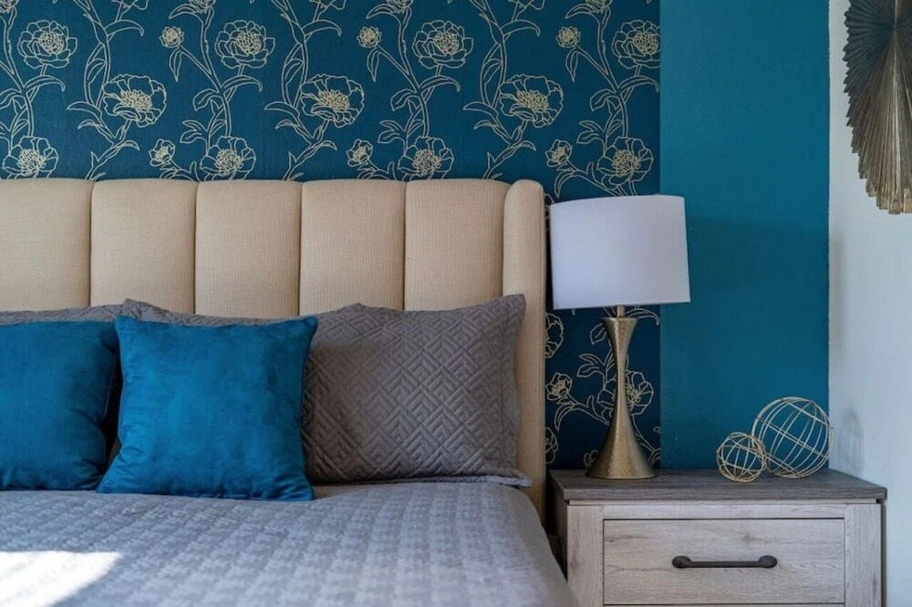 Themed Rooms Free Access To Resort Waterpark! 4 Bedroom Home by RedAwning, Davenport