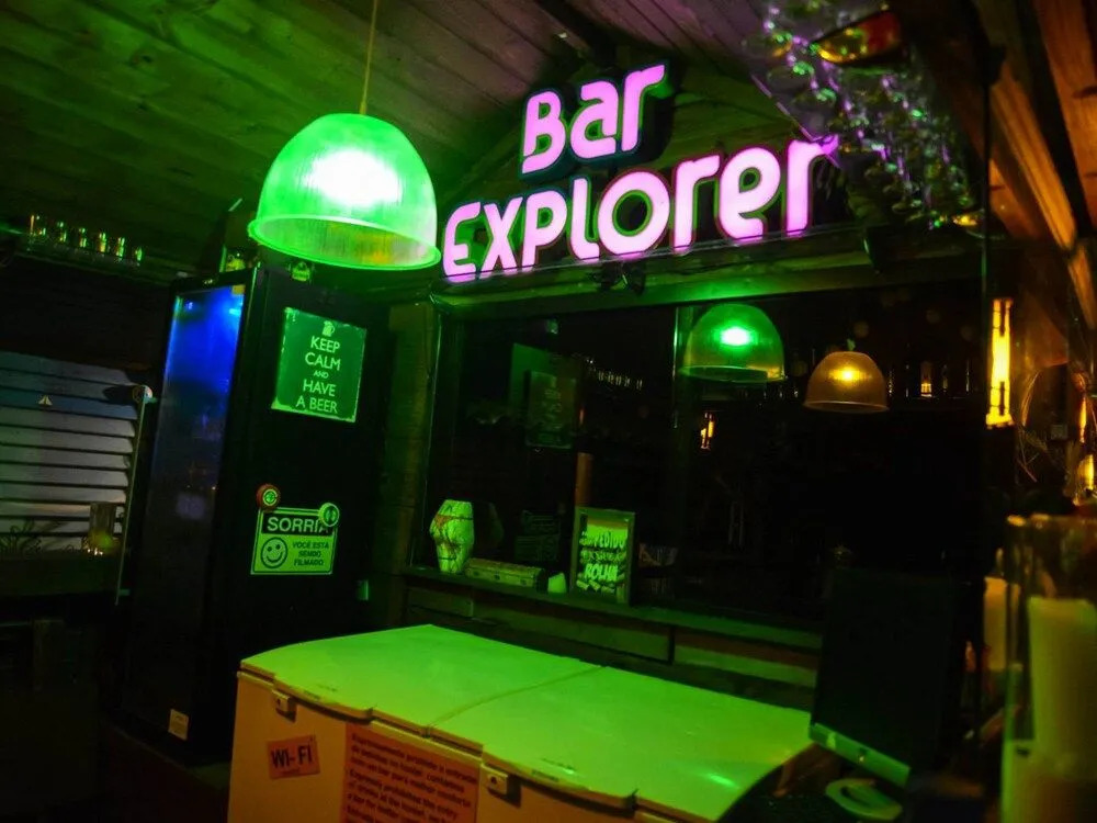 Hostel Explorer