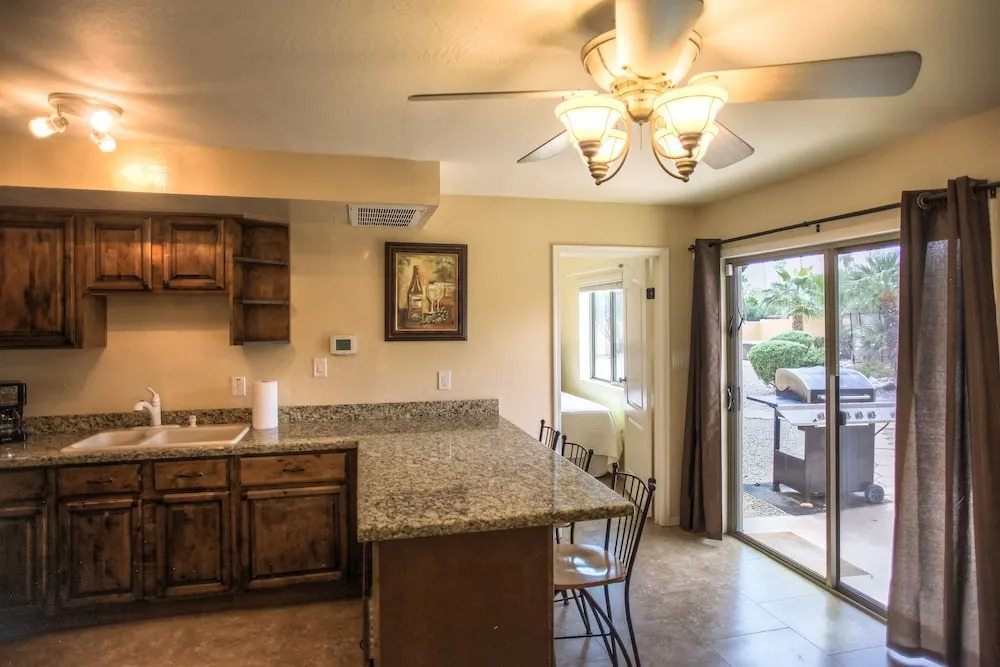 Presidio - 6 Bedroom Home - Scottsdale