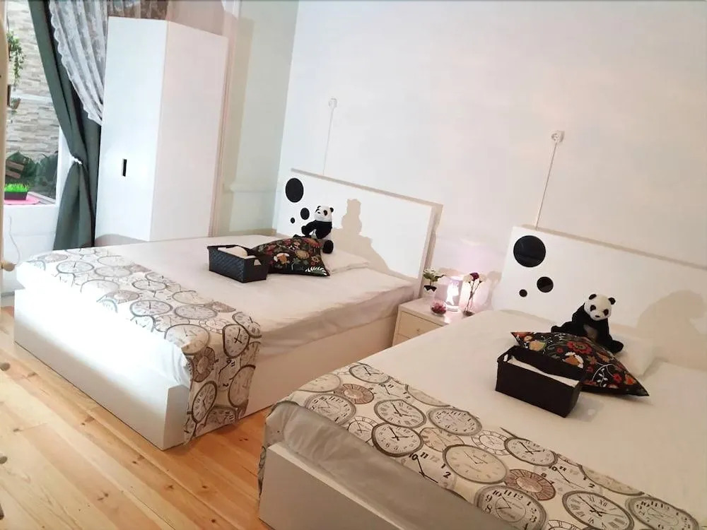 At Ease Inn - Residence