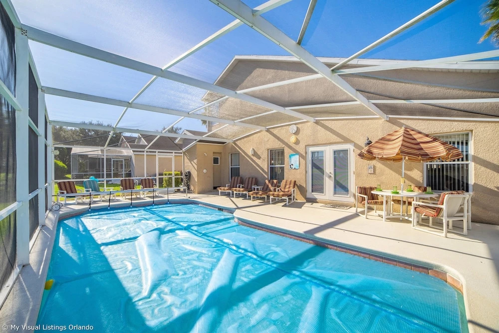Lovely Lake Front Pool Home With CDC Cleaning Standards, Game Room #5hl252