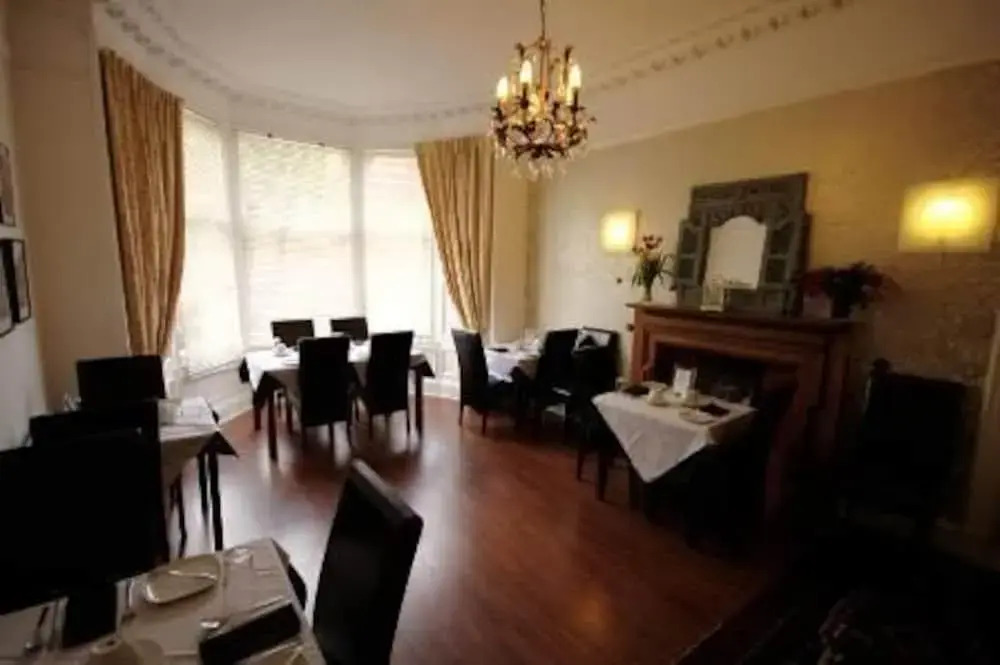 Fraoch House