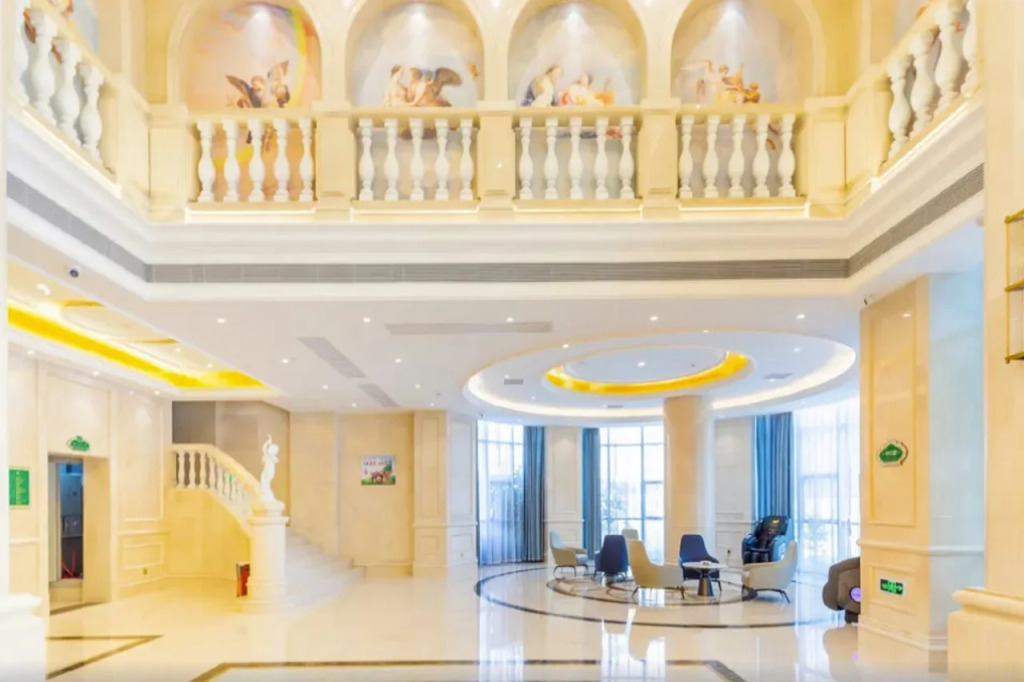Vienna Hotel (Foshan Yihuan Lishui)