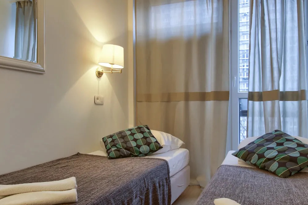 UnitApartament Warszawa Centrum Room in Apartment by Metro Rondo ONZ Super wygodne noclegi zapraszamy