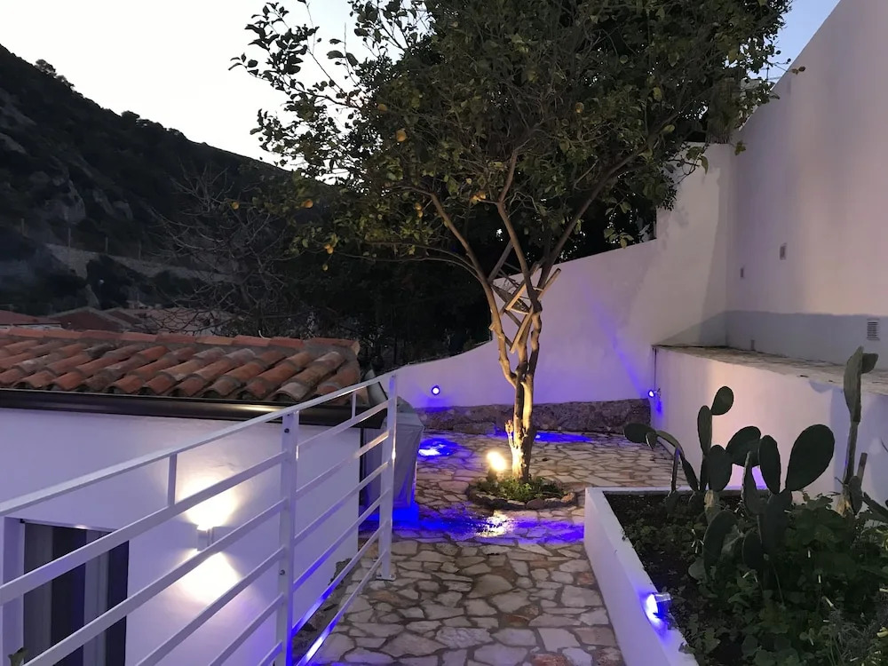 Casa Leone