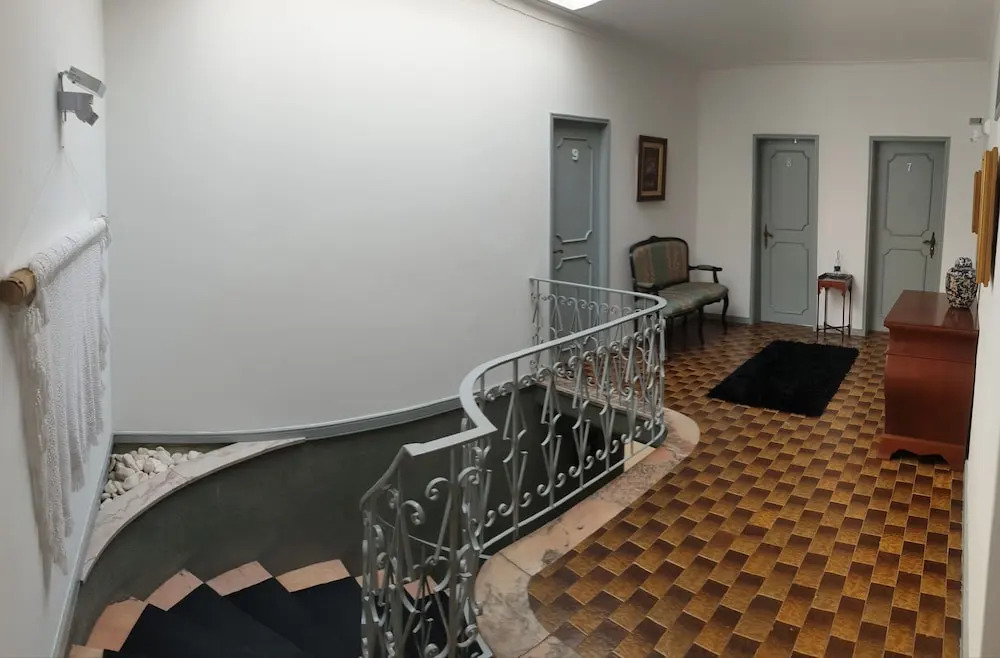 Colina Guesthouse - Braga