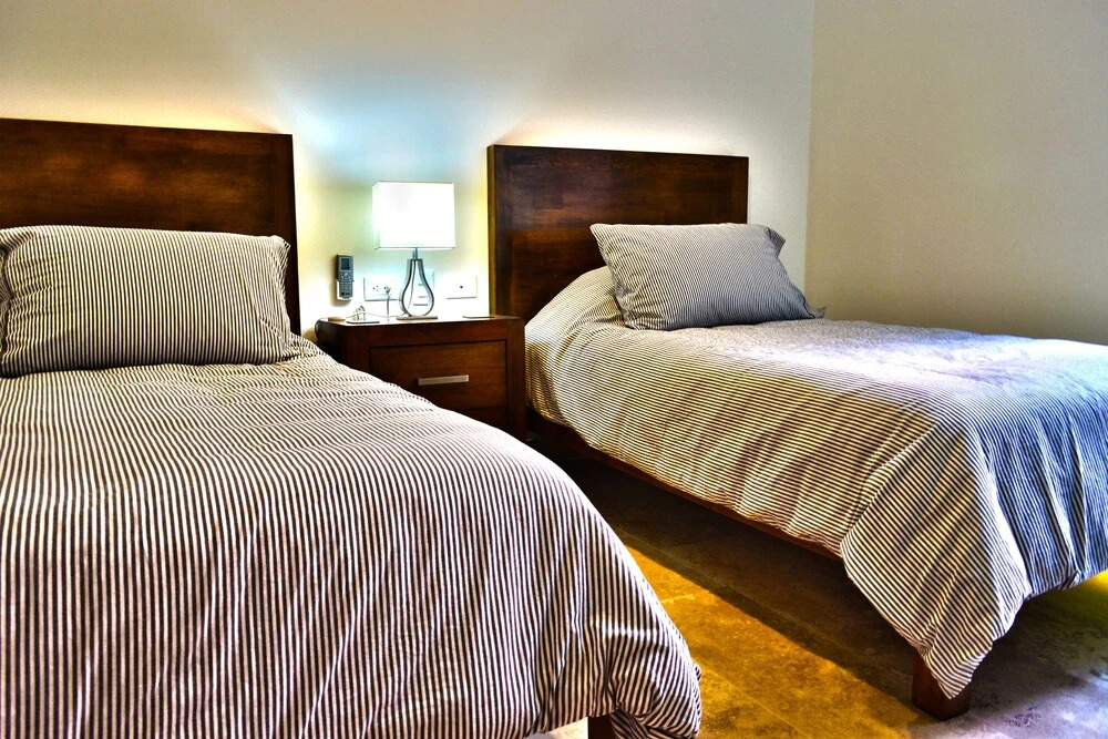 Chic Jungle 2 BR Condo by Happy Address