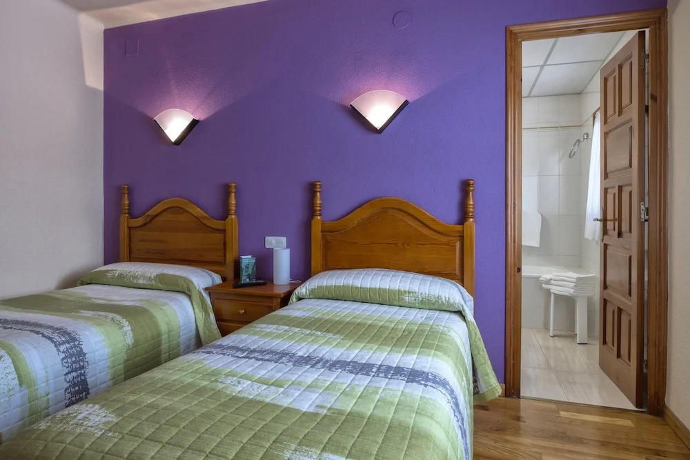 Hotel Farré Davall