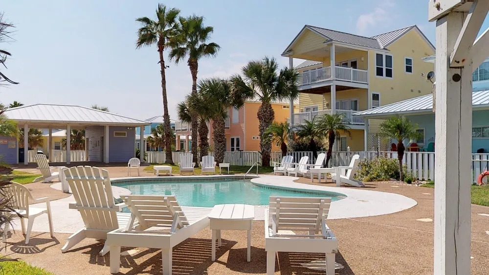 Salt & Lime 3 Bedroom Home