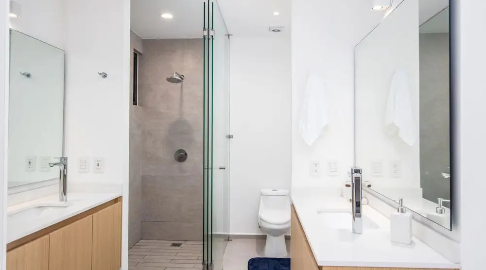 Condo Aria Ocean 411 by Kivoya