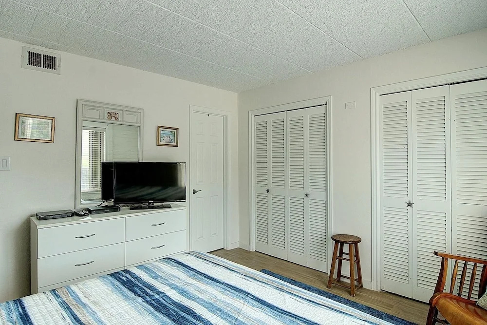 Coral Cay 116 2 Bedroom Condo