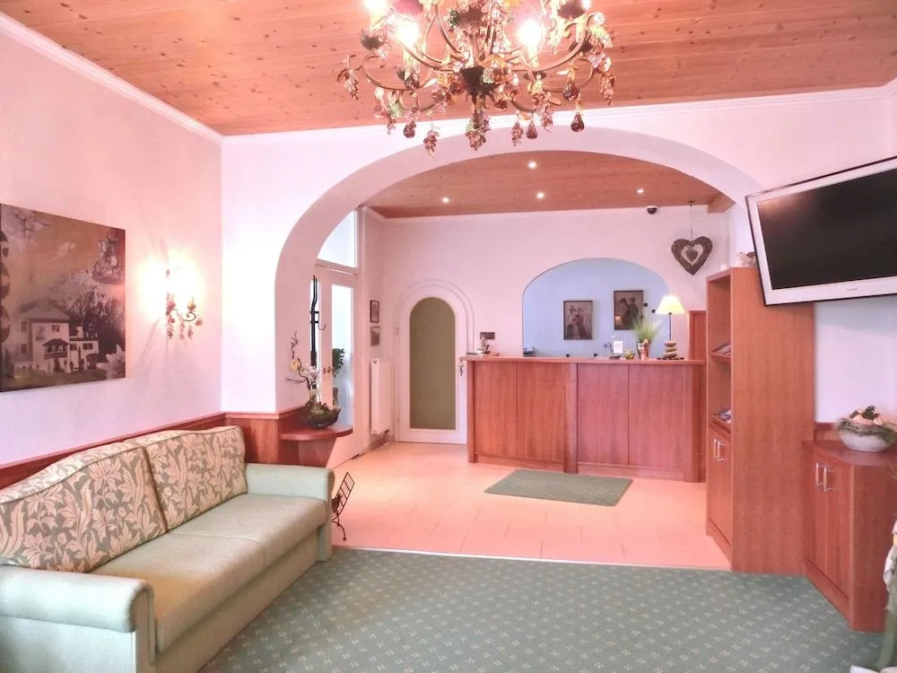 Hotel-Garni Drachenburg