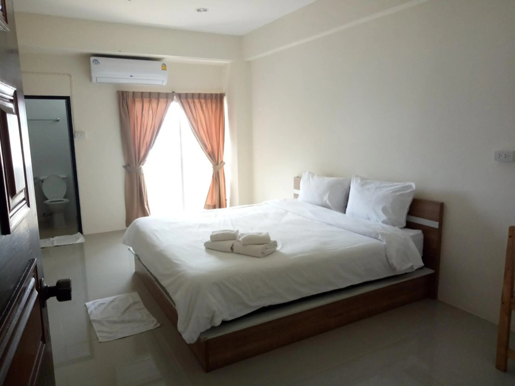 Komol Residence Bangkok