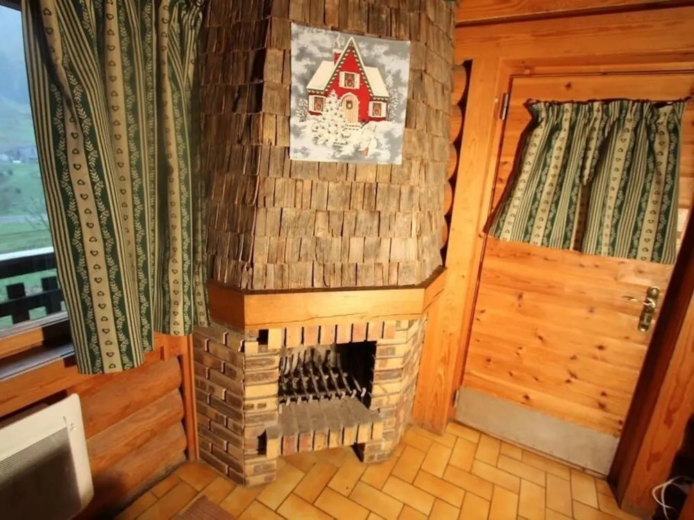 LE GRAND CERF Chalet en rondins avec SPA Jacuzzi
