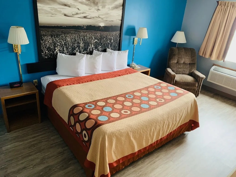Super Star Inn & Suite Lincoln Crete