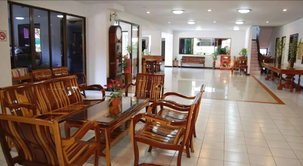 Veerachai Court