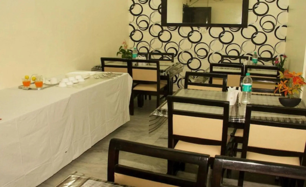 The Radiance Hotel Near Ganga Ram & BLK Hospital