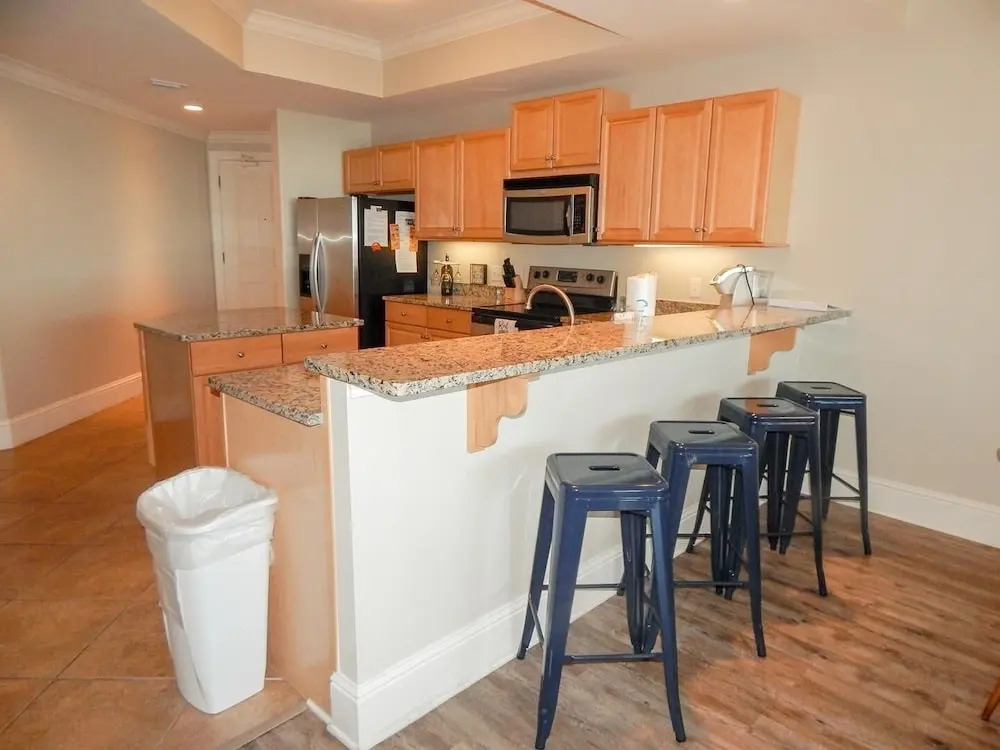 209 Holiday Isle 209 3 Bedroom Condo