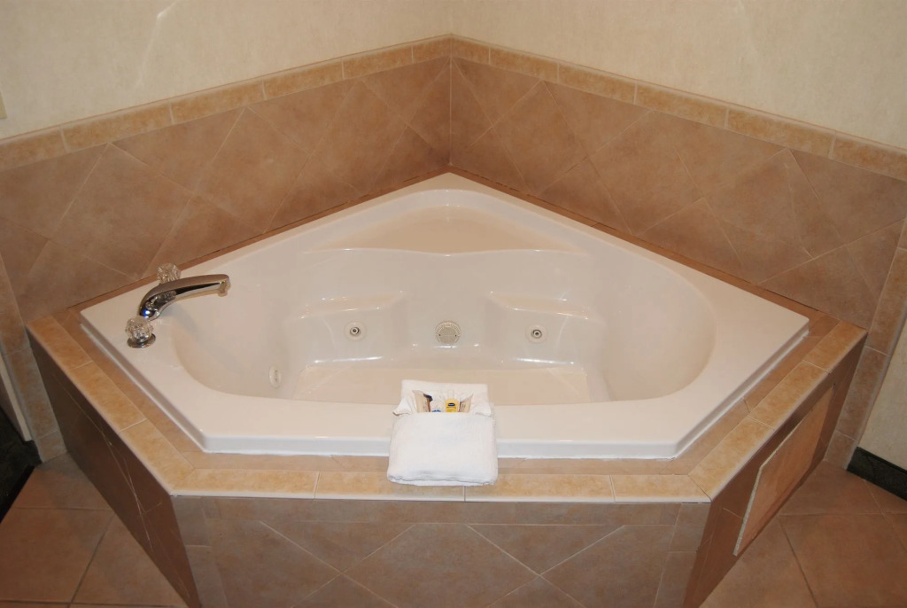 Red Roof Inn & Suites Berea