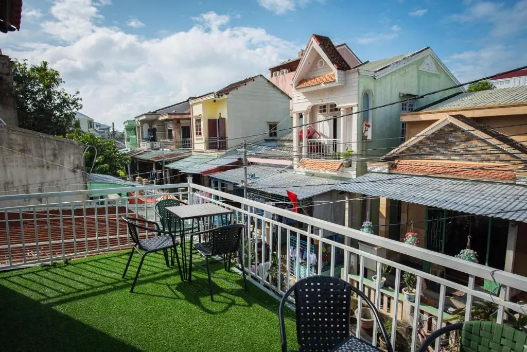 Minh An Riverside Villa