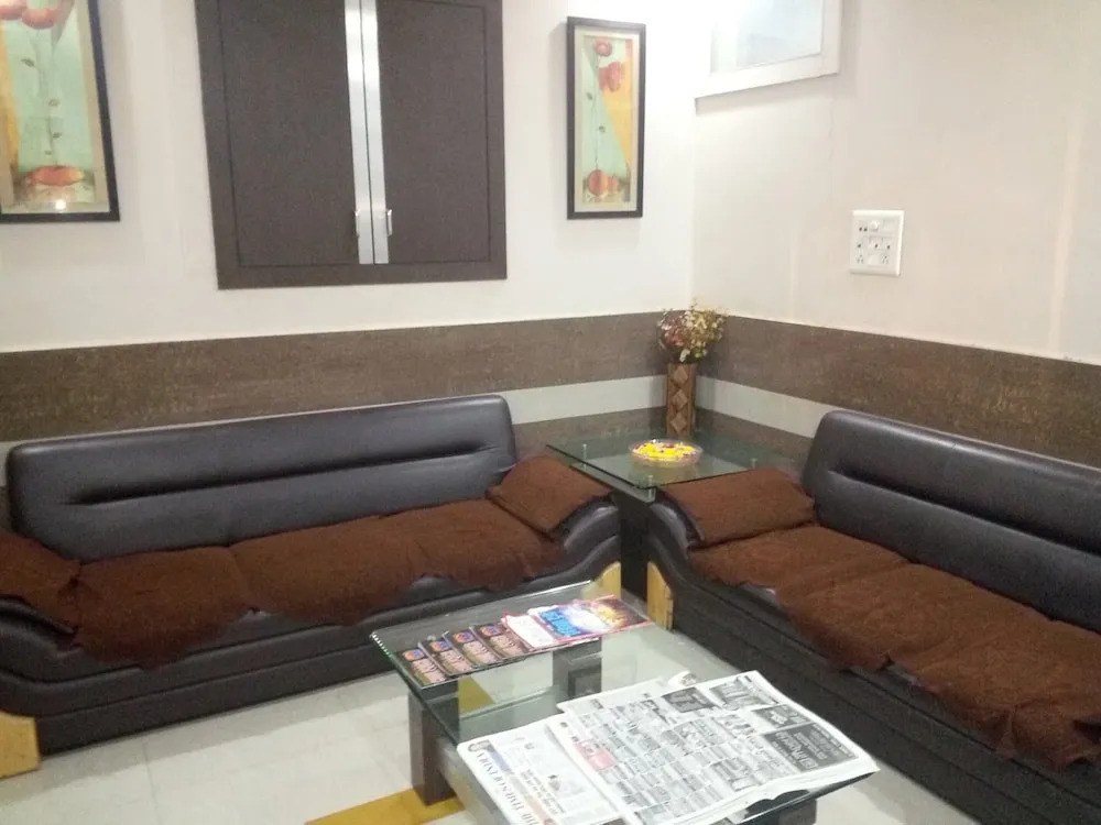 Hotel Raviraj Palace Rajkot