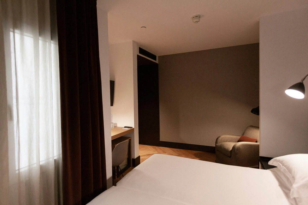 Alexandra Barcelona Hotel, Curio Collection by Hilton