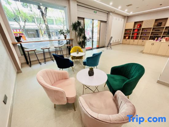 Huayin Homestay