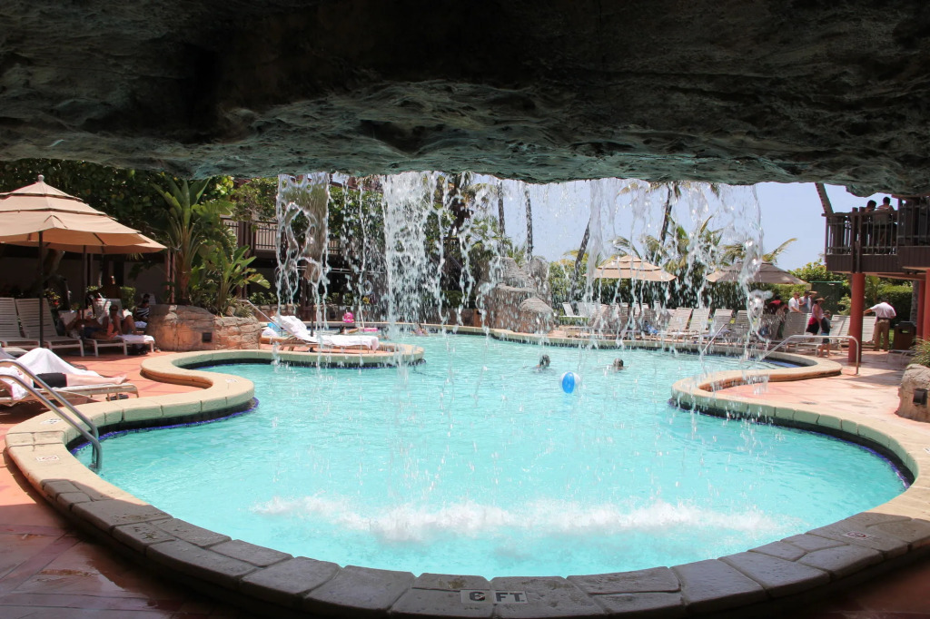 Deluxe Apartments by South Florida Vacations