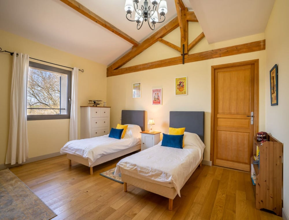 7-Bedroom Tarn Villa with Spa