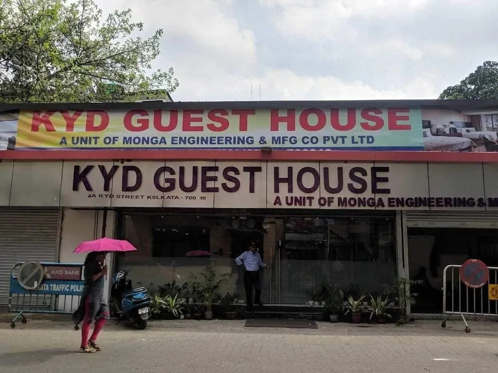 FabHotel Ghosh Villa Guest House