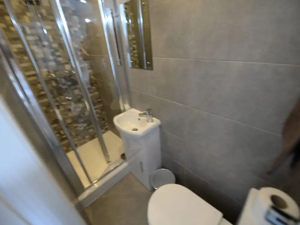 Elegant Holiday Home in Coventry near Lake View Park