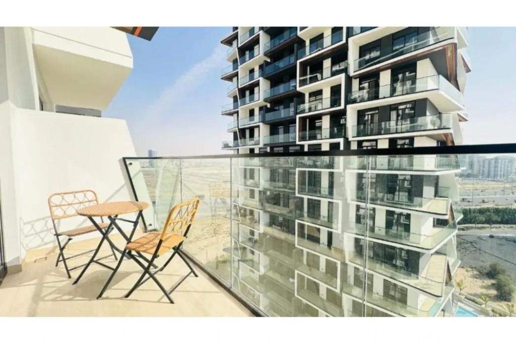 OYO 1291 Home Fully Furnished 1bed Apt @JVC