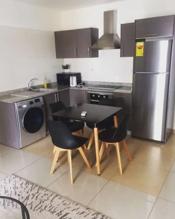 Deluxe One BD Apt in Osu Made