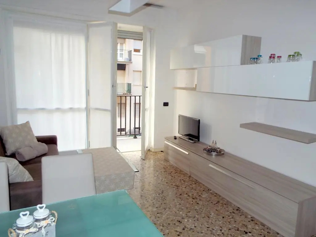 Lacaralele Apartment