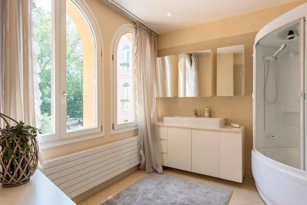 Life & View Luxury Apartments