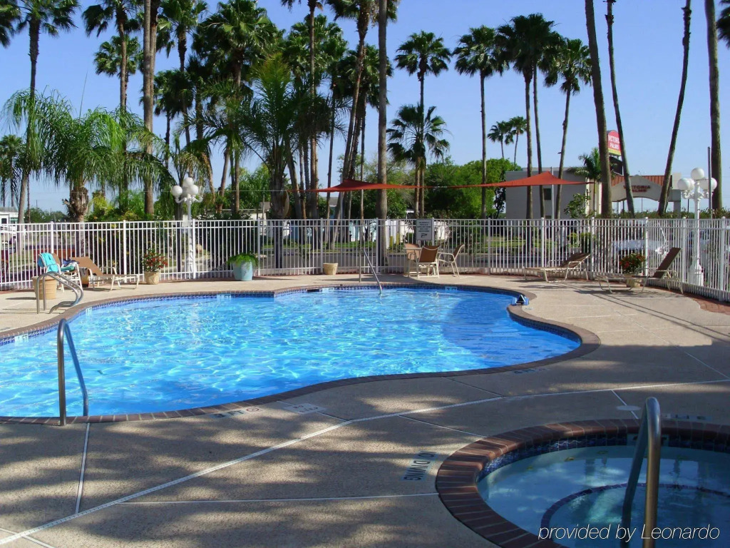 Victoria Palms Inn and Suites