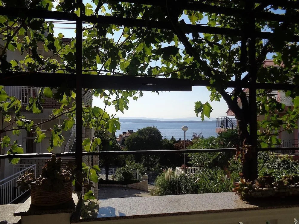 Stunning sea view accommodation Ruzica