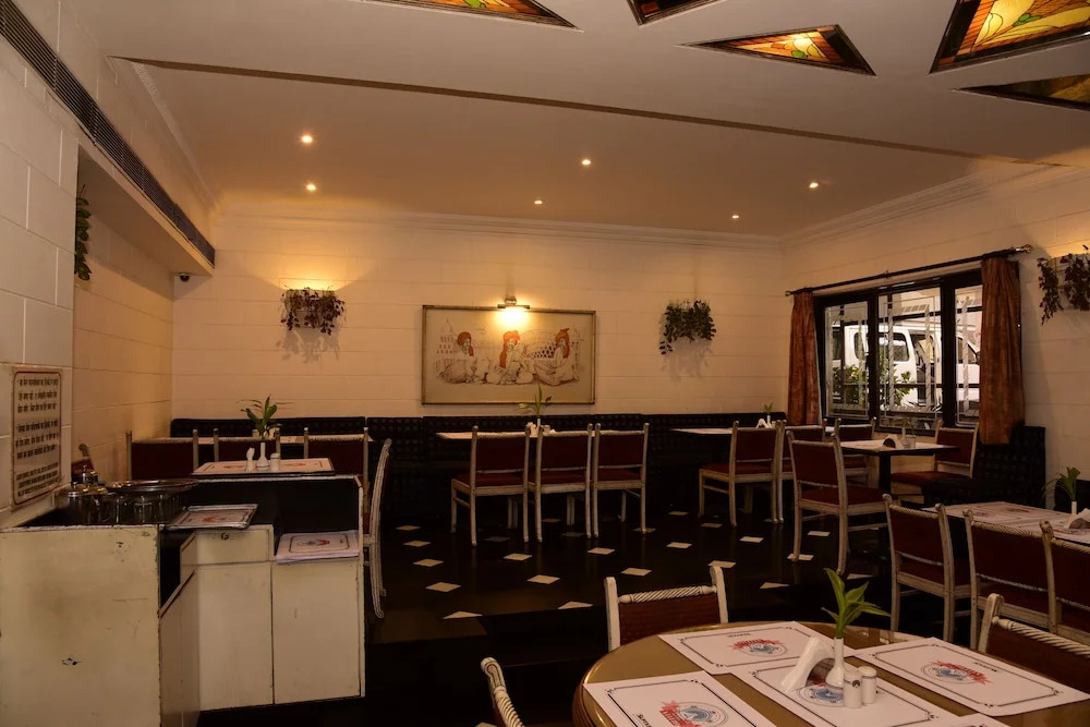 Hotel Atithi
