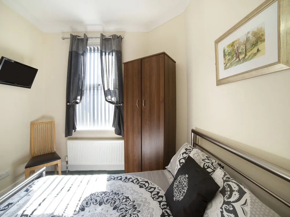 Hotel 119