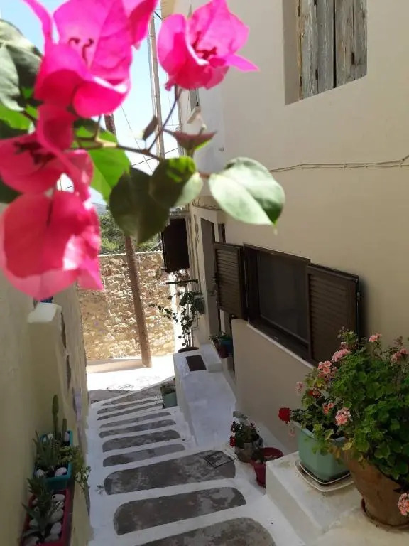 Tsiboulas Cretan Cottage