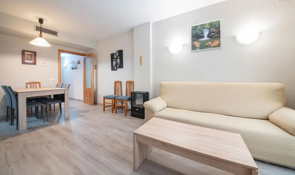 Apartment AC 20mts From Beach - R95