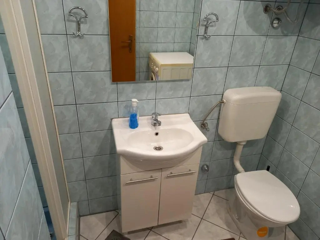 Apartments Vrdoljak