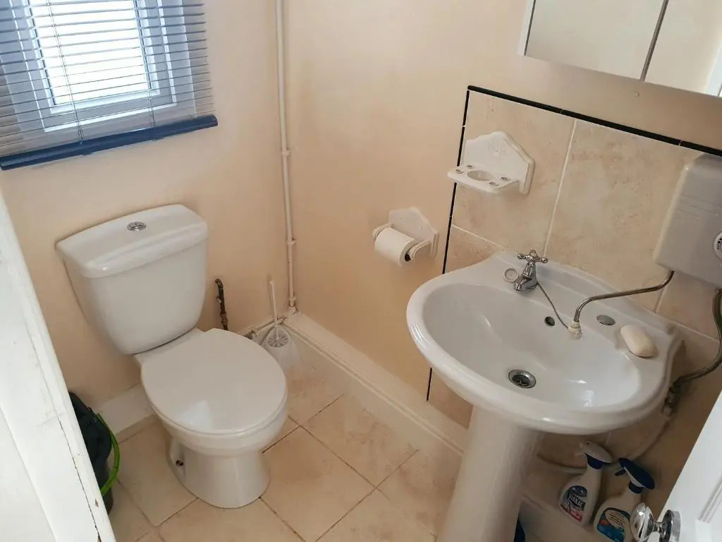 Sherwood Studio Annexe 1 Bedroom Entire Property